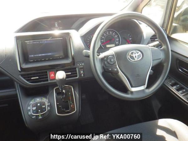 Used 2020 AT toyota voxy ZRR80G Image[19]