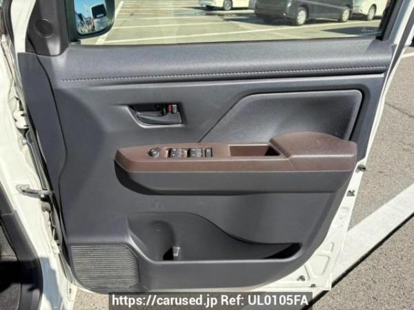 Used 2017 AT toyota tank M900A Image[28]