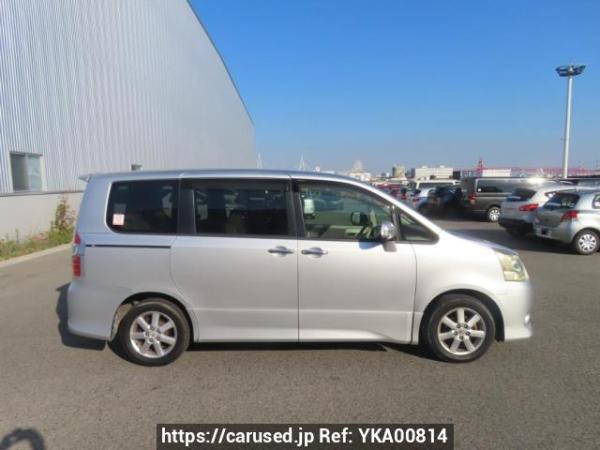 Used 2010 AT toyota noah ZRR70W Image[7]