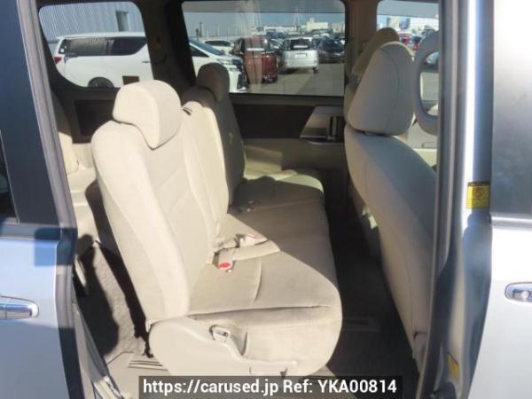 Used 2010 AT toyota noah ZRR70W Image[17]