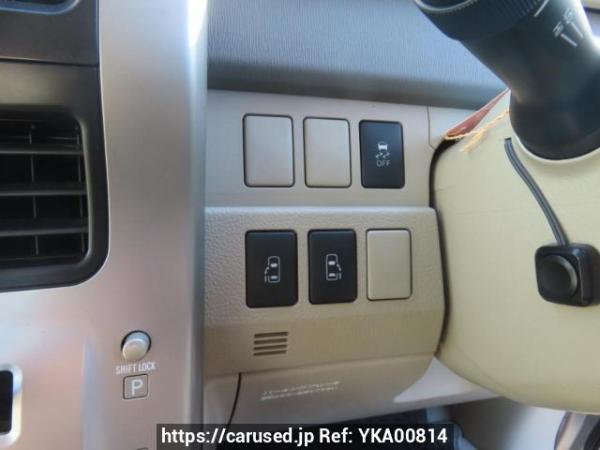 Used 2010 AT toyota noah ZRR70W Image[32]