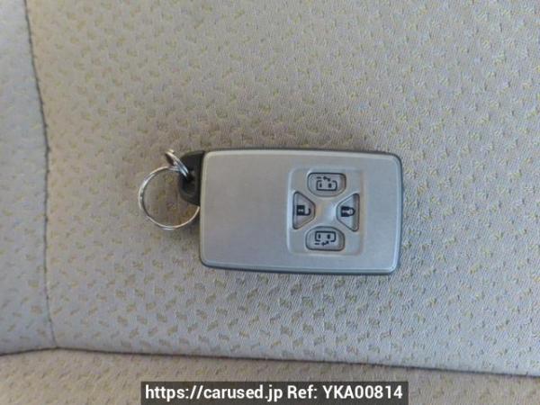 Used 2010 AT toyota noah ZRR70W Image[34]