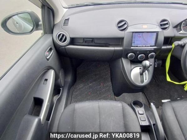 Used 2011 AT mazda demio DE3FS Image[17]