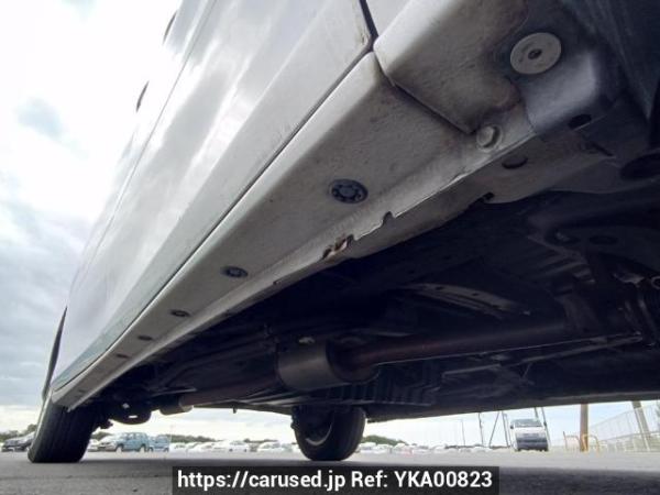 Used 2005 AT toyota alphard MNH10W Image[35]