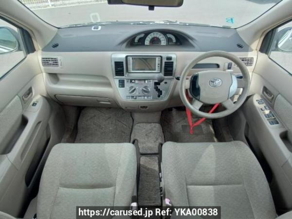 Used 2004 AT toyota raum NCZ20 Image[16]