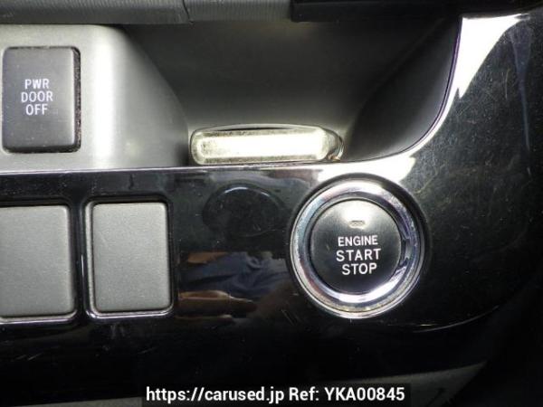 Used 2009 AT toyota noah ZRR70W Image[26]