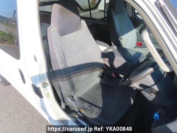 Used 2001 AT toyota regiusace-van RZH112V Image[14]