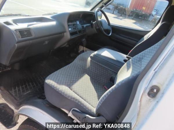 Used 2001 AT toyota regiusace-van RZH112V Image[15]