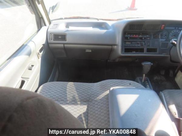 Used 2001 AT toyota regiusace-van RZH112V Image[22]