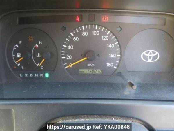 Used 2001 AT toyota regiusace-van RZH112V Image[24]