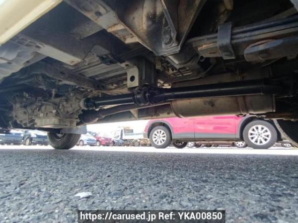 Used 2003 AT toyota hiace-van TRH122K Image[26]