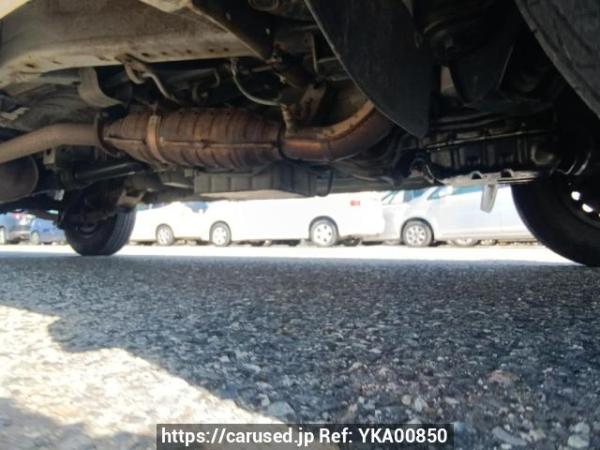 Used 2003 AT toyota hiace-van TRH122K Image[28]