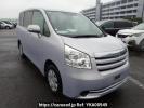 Toyota Noah ZRR70G