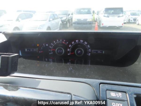 Used 2008 AT toyota voxy ZRR70W Image[30]