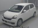 Daihatsu Mira e:S LA300S