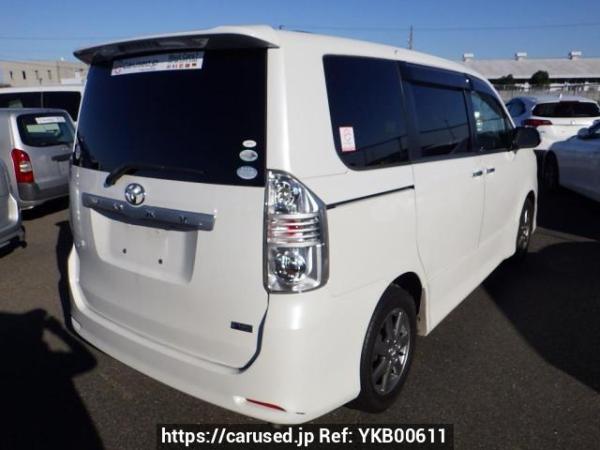 Used 2009 AT toyota voxy ZRR70W Image[5]
