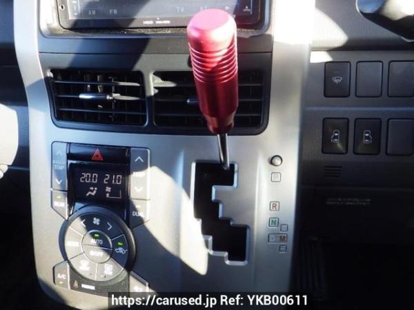 Used 2009 AT toyota voxy ZRR70W Image[27]