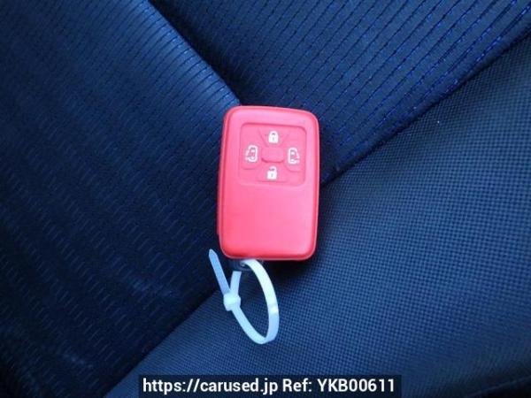Used 2009 AT toyota voxy ZRR70W Image[30]