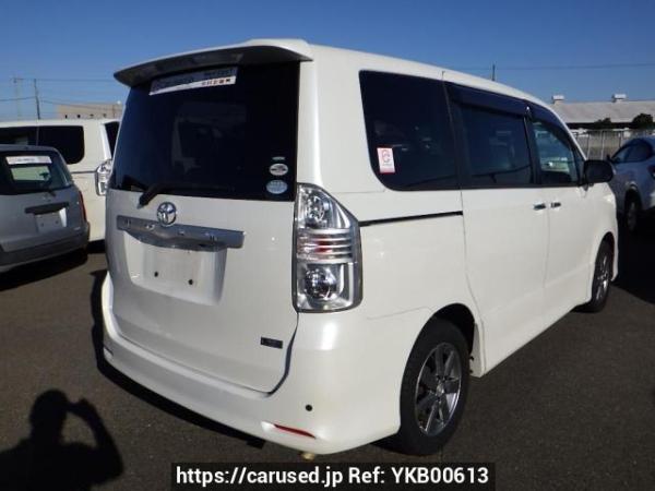 Used 2009 AT toyota voxy ZRR70W Image[5]