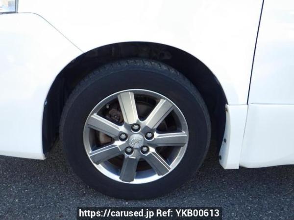 Used 2009 AT toyota voxy ZRR70W Image[31]