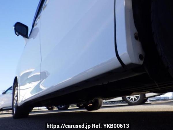 Used 2009 AT toyota voxy ZRR70W Image[35]
