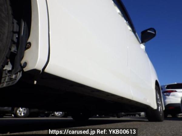 Used 2009 AT toyota voxy ZRR70W Image[36]