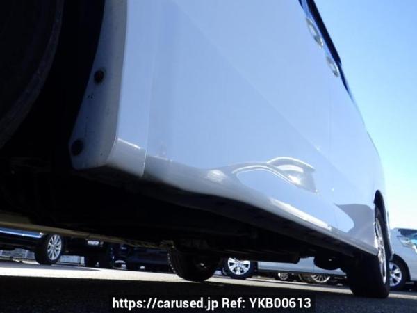 Used 2009 AT toyota voxy ZRR70W Image[38]