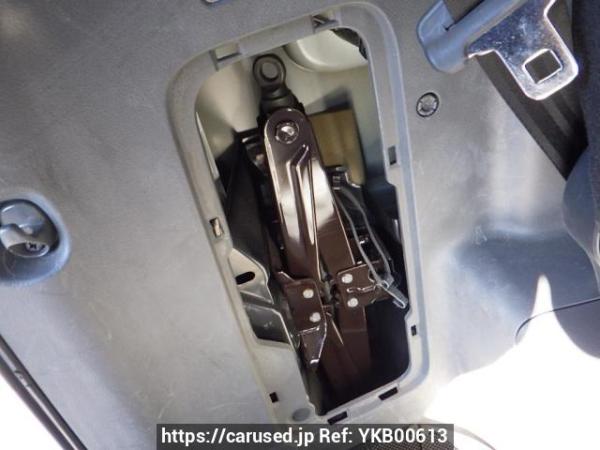 Used 2009 AT toyota voxy ZRR70W Image[46]