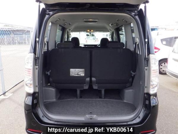 Used 2008 AT toyota voxy ZRR70W Image[6]