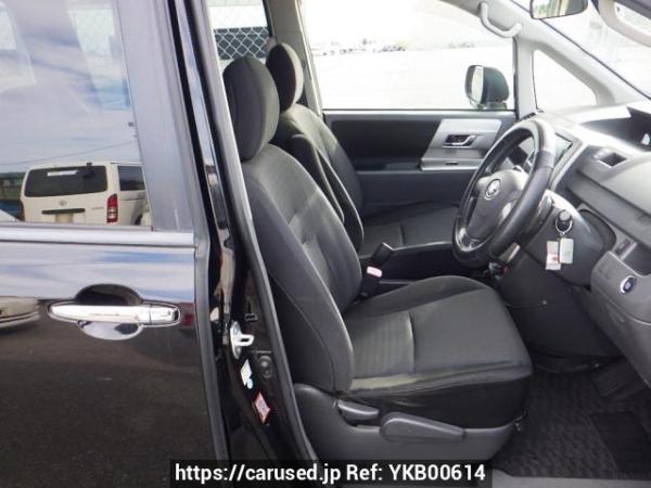 Used 2008 AT toyota voxy ZRR70W Image[12]