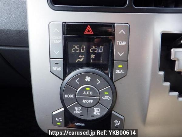 Used 2008 AT toyota voxy ZRR70W Image[25]