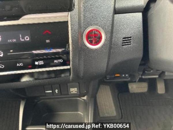 Used 2017 AT honda fit-hybrid GP5 Image[24]