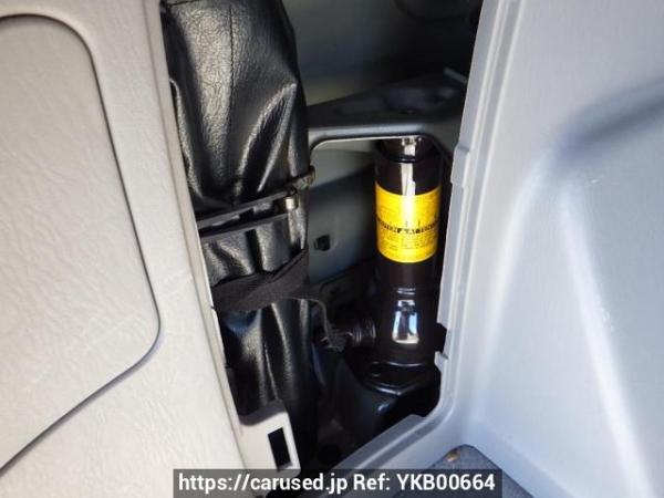 Used 2005 AT toyota hilux-surf TRN210W Image[40]