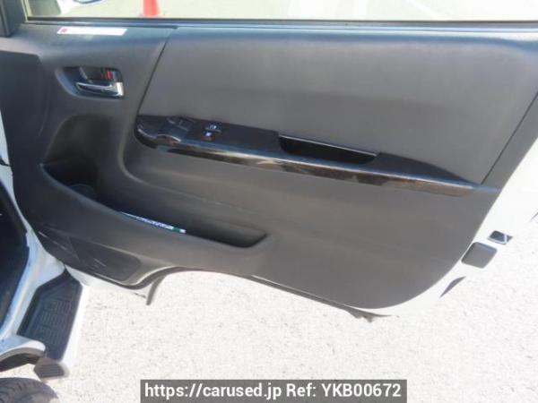 Used 2017 AT toyota hiace-van KDH201V Image[33]
