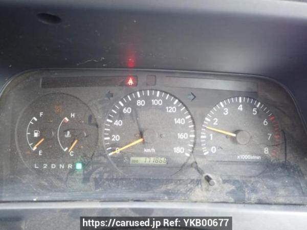 Used 2003 AT toyota hiace-van TRH102V Image[26]