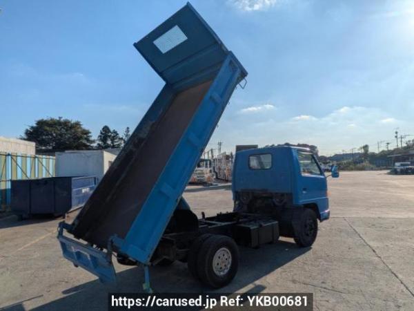 Used 1986 MT isuzu elf-truck NKR57ED Image[14]
