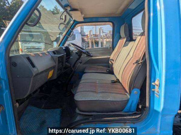 Used 1986 MT isuzu elf-truck NKR57ED Image[24]