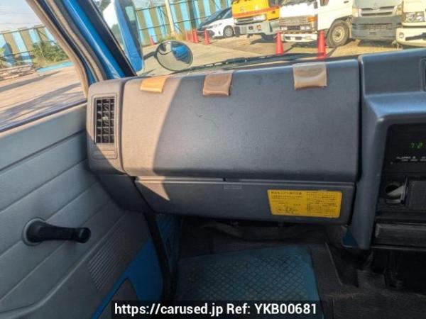 Used 1986 MT isuzu elf-truck NKR57ED Image[26]