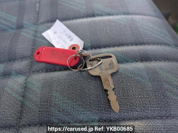 Used 1989 MT isuzu juston NRR12D Image[24]
