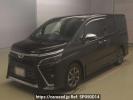 Toyota Voxy ZRR80W