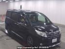 Toyota Noah ZRR80G