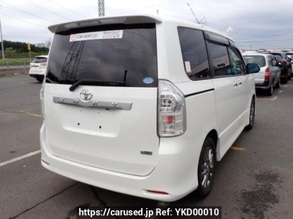Used 2010 AT toyota voxy ZRR70W Image[6]