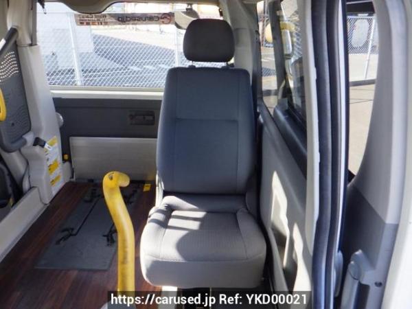 Used 2005 AT toyota hiace-van TRH200K Image[13]