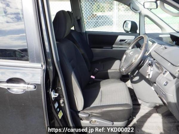 Used 2010 AT toyota voxy ZRR70W Image[9]