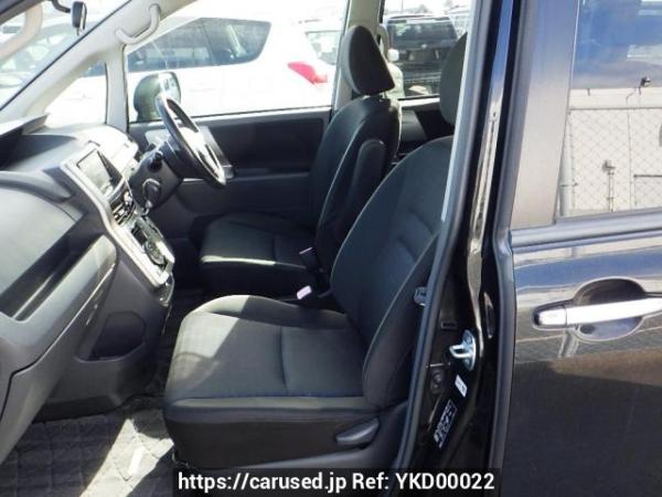 Used 2010 AT toyota voxy ZRR70W Image[10]