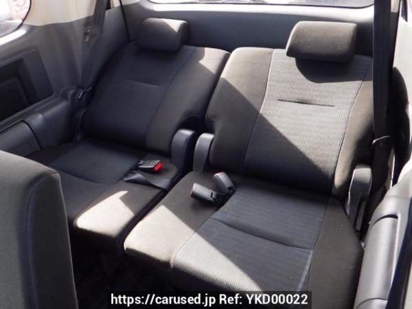 Used 2010 AT toyota voxy ZRR70W Image[14]