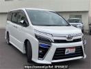 Toyota Voxy ZRR85W