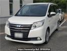 Toyota Noah ZWR80G