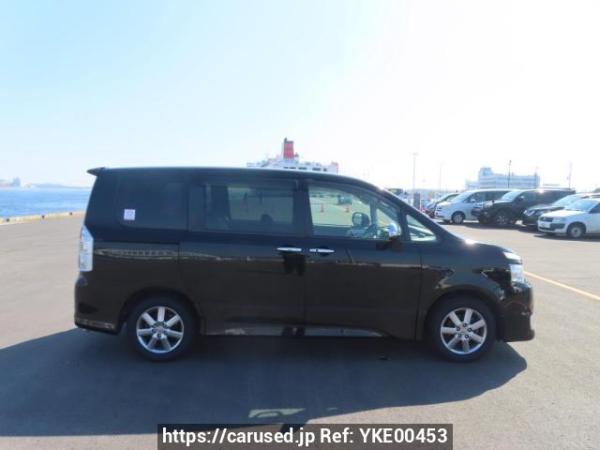Used 2009 AT toyota voxy ZRR70W Image[7]