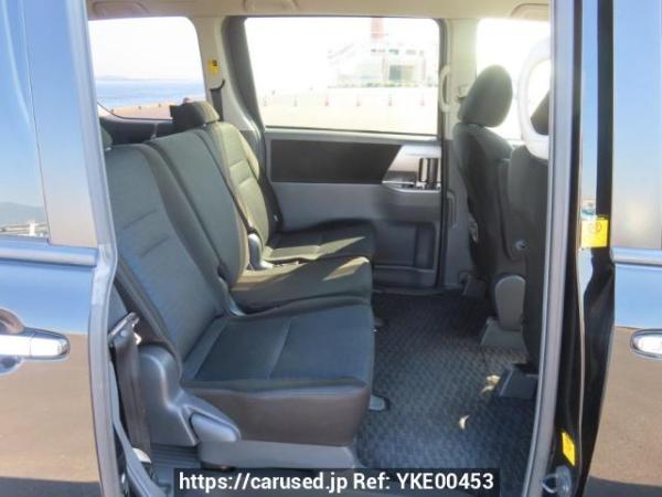 Used 2009 AT toyota voxy ZRR70W Image[17]